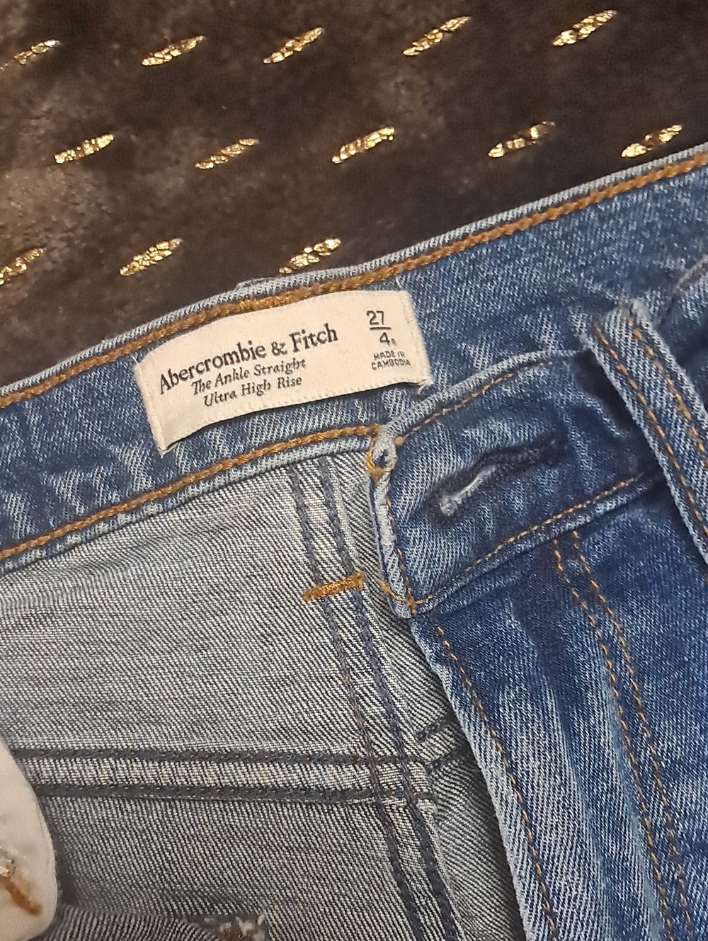 Abercrombie & Fitch Women's Ankle Straight Jeans - Medium Blue